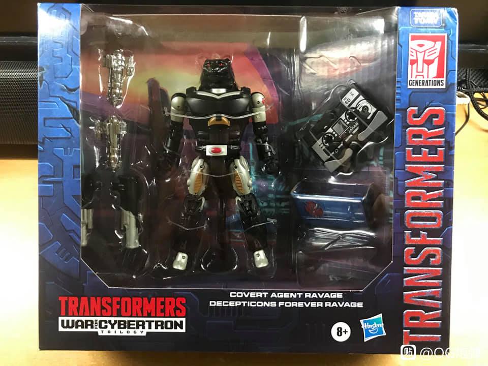 Transformers-War-For-Cybertron-Covert-Agent-Ravage-41