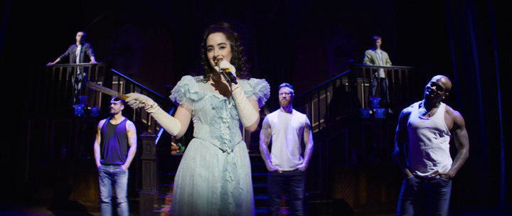 vlcsnap-2023-04-24-19h15m02s420