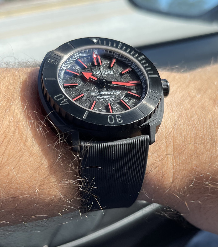 2E440362-F7FA-4980-BA77-35D4F04DA467