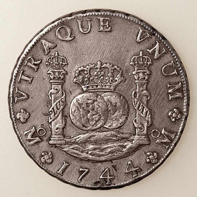 8 Reales Felipe V. Méjico. 1744. Columnario. PAS5453c