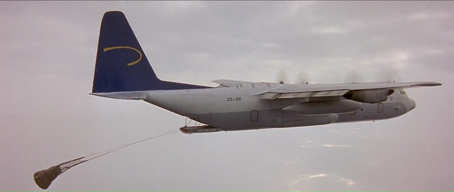 Double Team 1997 BluRay [Hindi + Tamil + English] 480p, 720p ESub Screenshot
