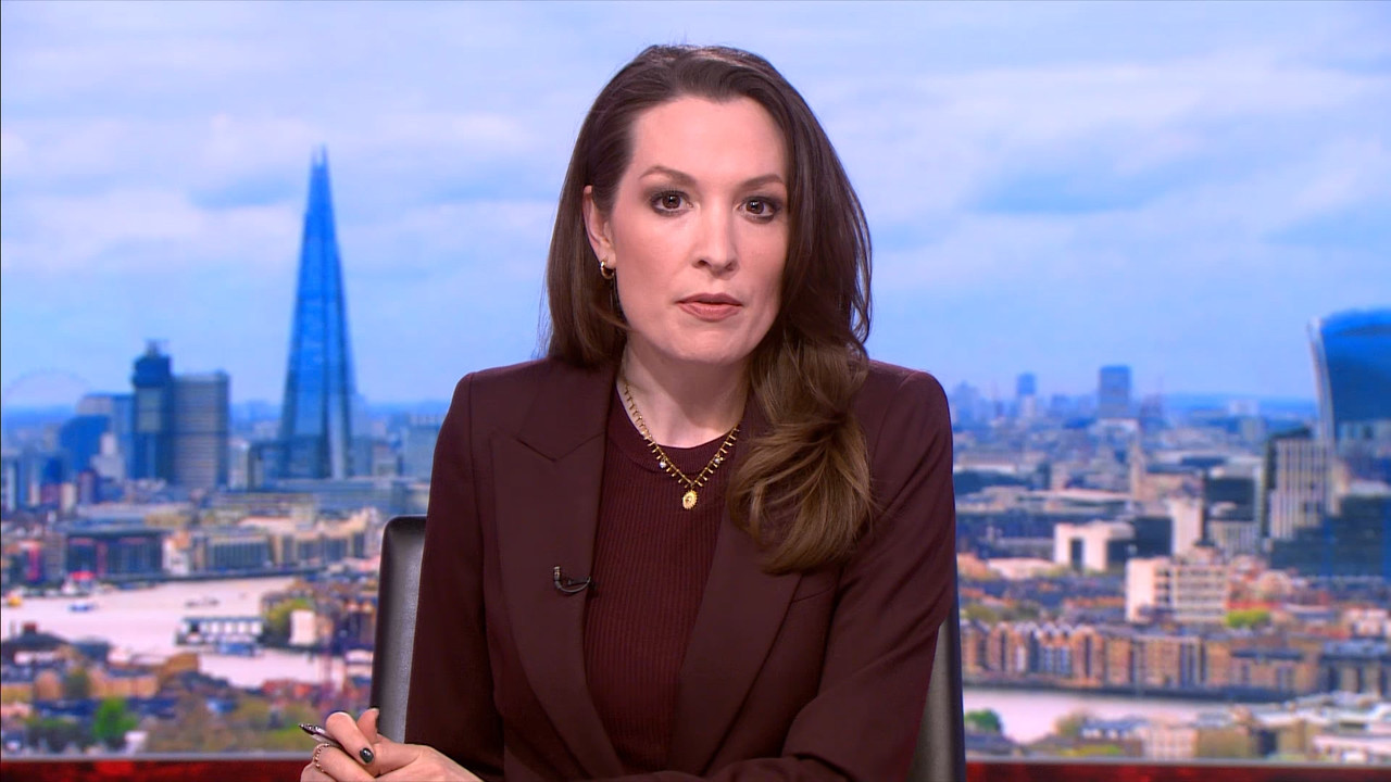 BBC London News_20230416_17501755.ts_snapshot_06.17.324