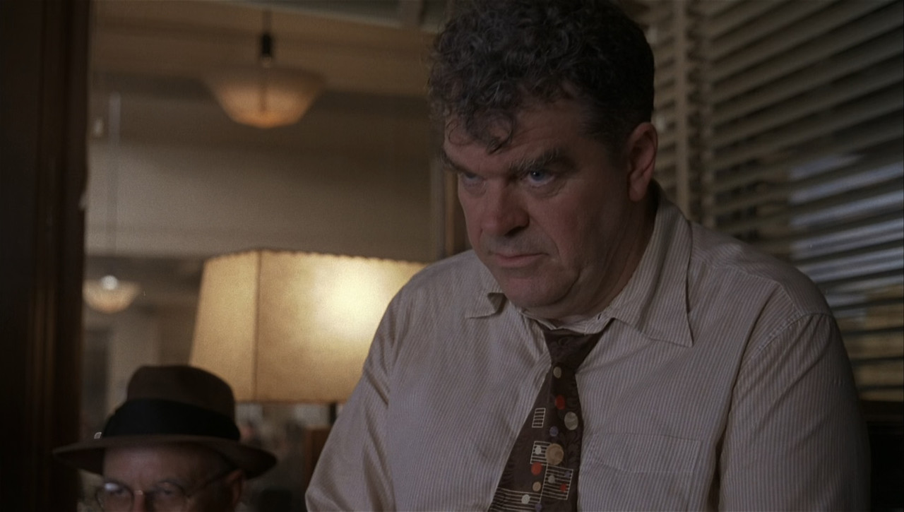 The Hudsucker Proxy 1994 (1080p x265 10bit Tigole).mkv_snapshot_