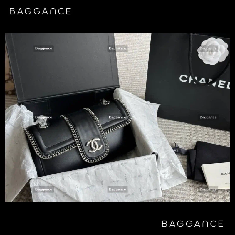 The Chanel Black Chain Handbag – Elite Noir Edition | Ref: EVCHFW-116 | 24cm
