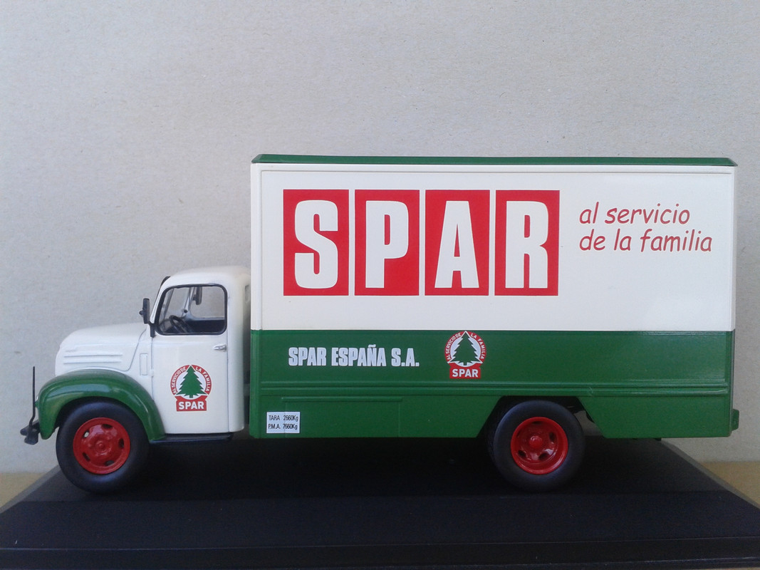 1962 Ebro EB-45 “Spar” (Ixo - nº 30 Camiones de Antaño) (9)