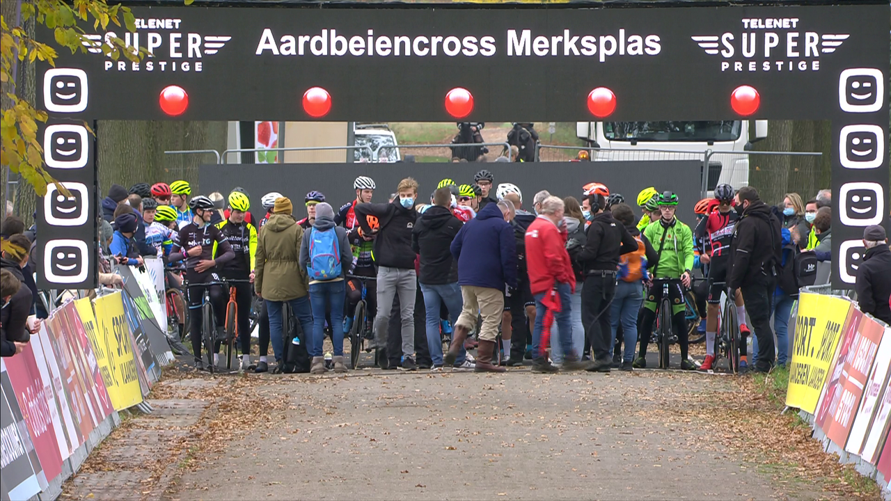 vlcsnap-2470-08-18-07h07m38s443