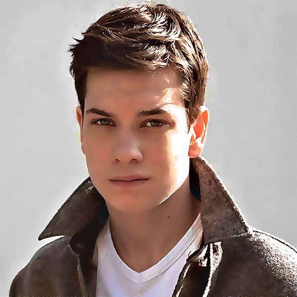 Liam James
