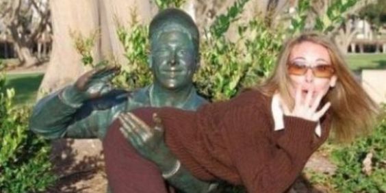 4e0772dbf244775a50191b5b7d3b7a7e