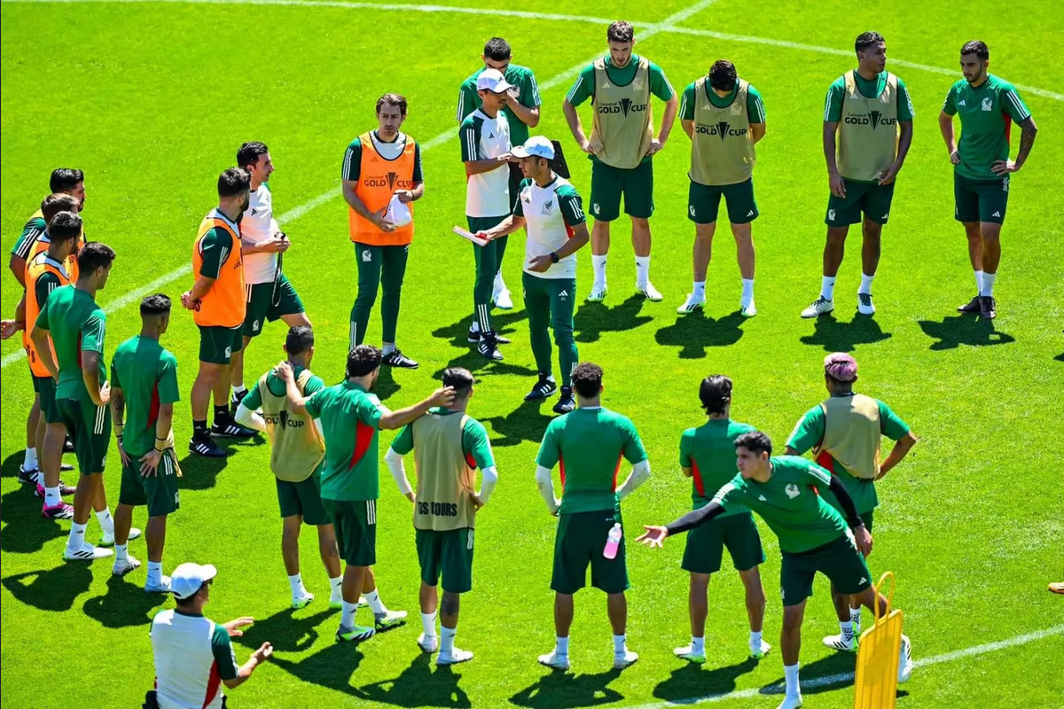 Israel Reyes habló sobre el trabajo de Jimmy Lozano: “Te hace sentir importante