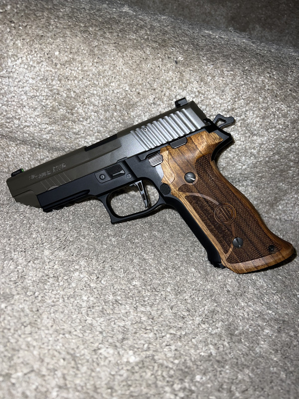 368F7978-7BD9-4106-A002-F61871EE10DC