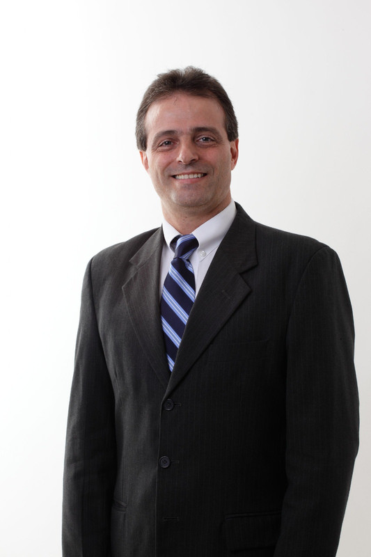 Dr. Sauro Henrique de Almeida