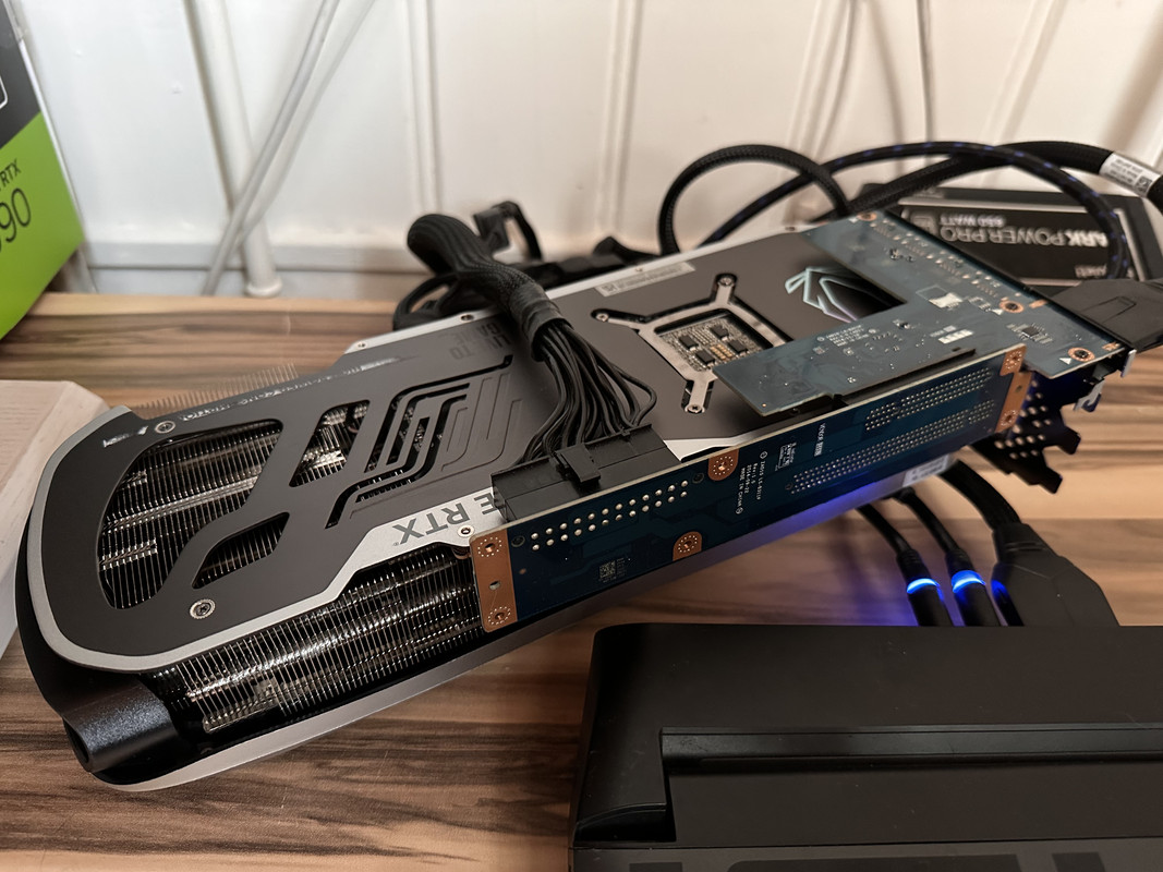 C5256092-F185-4A3D-9BA2-BFAF00167F78