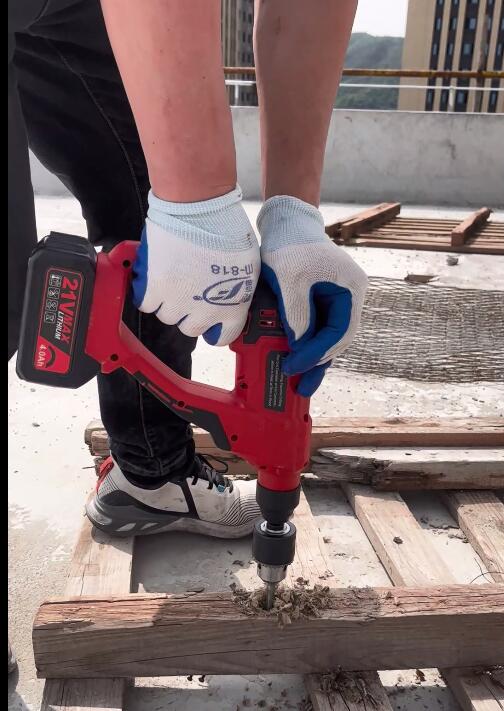 SDS plus rotary hammer drilling on woods