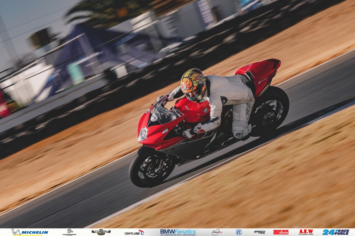 BMWFanatics RD19 Divio (101)