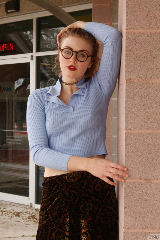 full_010_1403431422134670