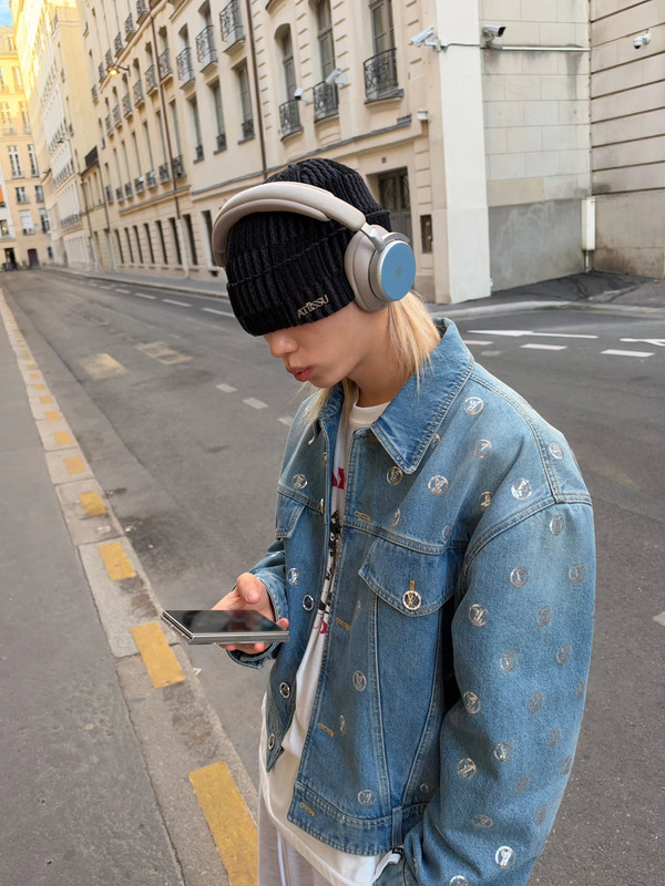 yong-lixx-4001413209739651266-60891353339-3-20261005-214047.jpg