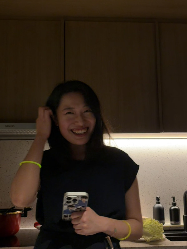 Close up on a bridge