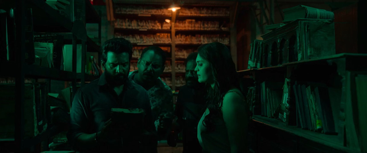 DD Returns 2023 WebRip [Tamil] 480p 720p ESub Screenshot