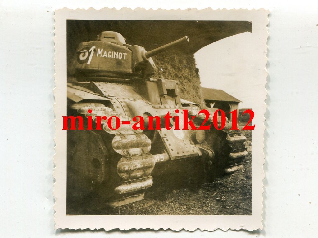 Foto, Wehrmacht, zerstörter Panzer, Char B1, Mag
