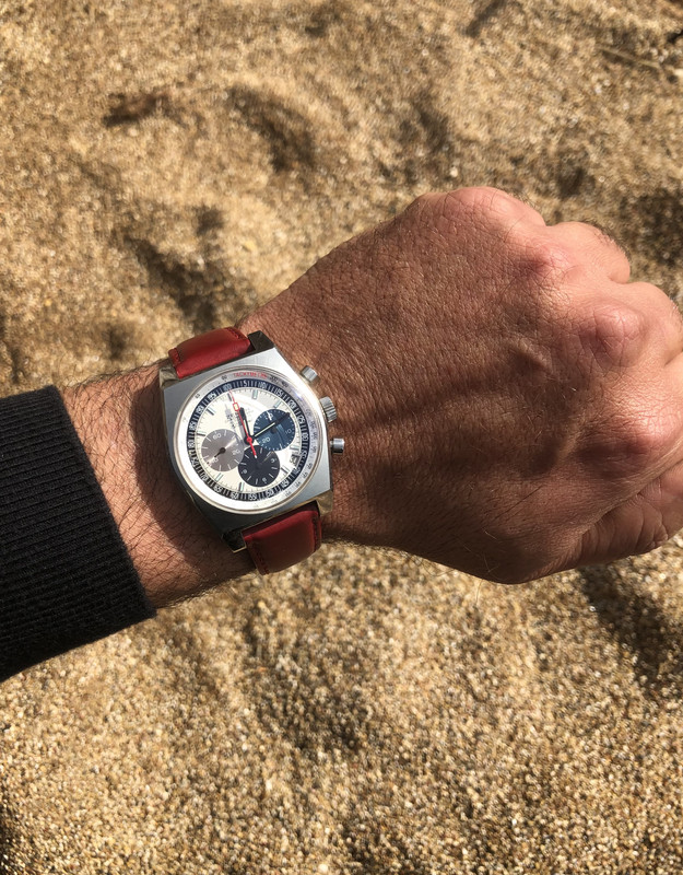 E5CDDC07-903B-45E7-96D6-D51414FB8890