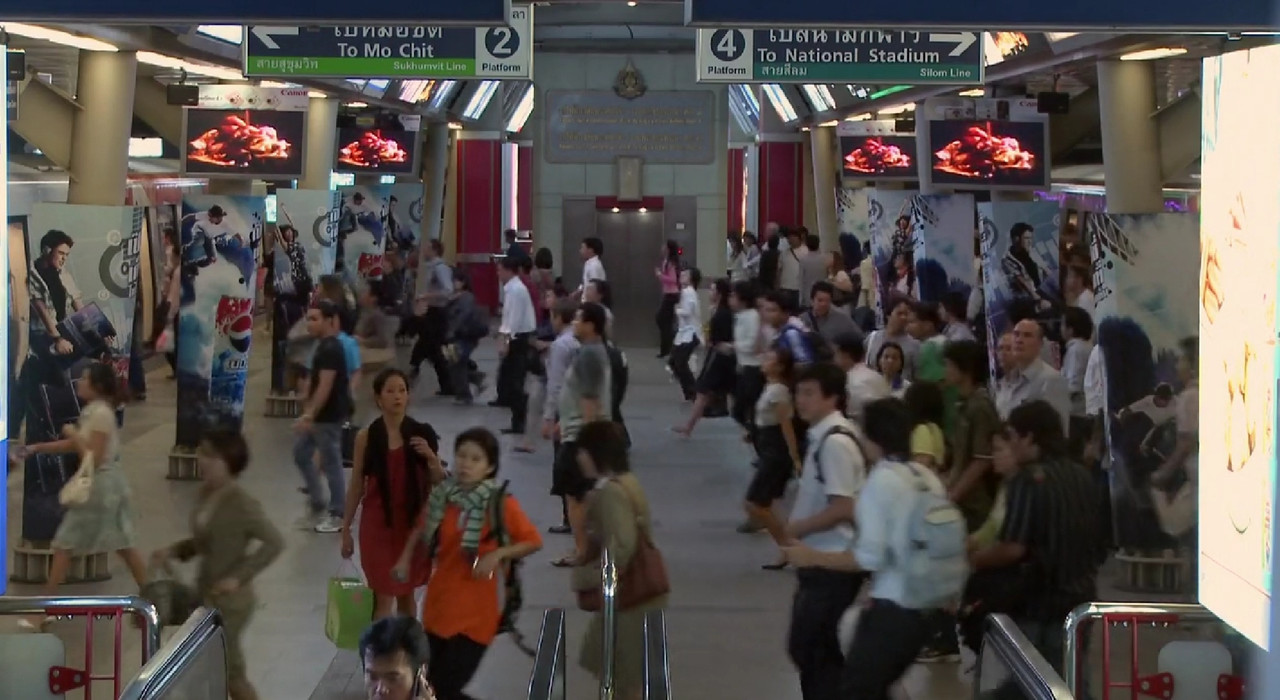 Bangkok Traffic (Love) Story Movie Screenshot
