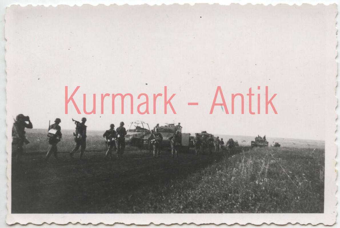 Foto Wehrmacht Russland Kursk1943 Panzer Grenadier Panther Spähwagen Front