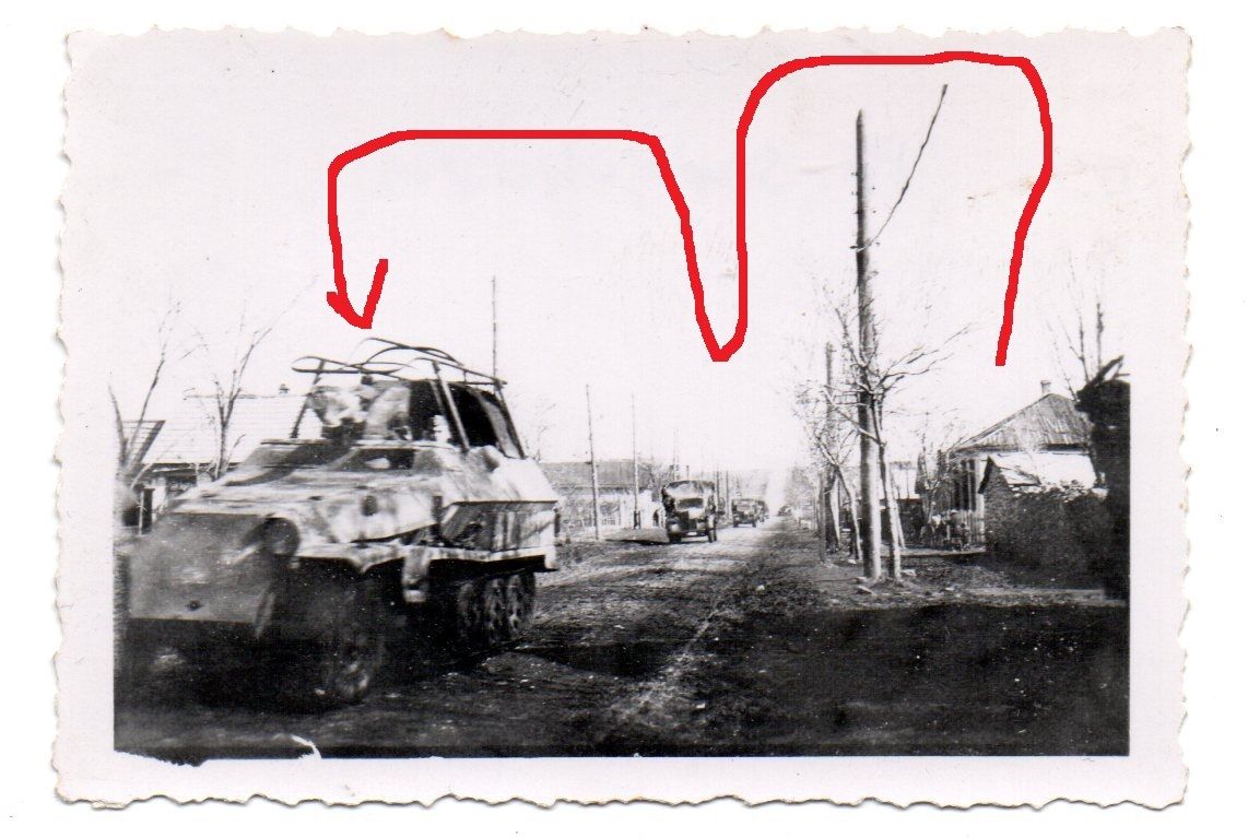 Schützenpanzerwagen SdKfz 251-6 Ausf. C , aus Fo