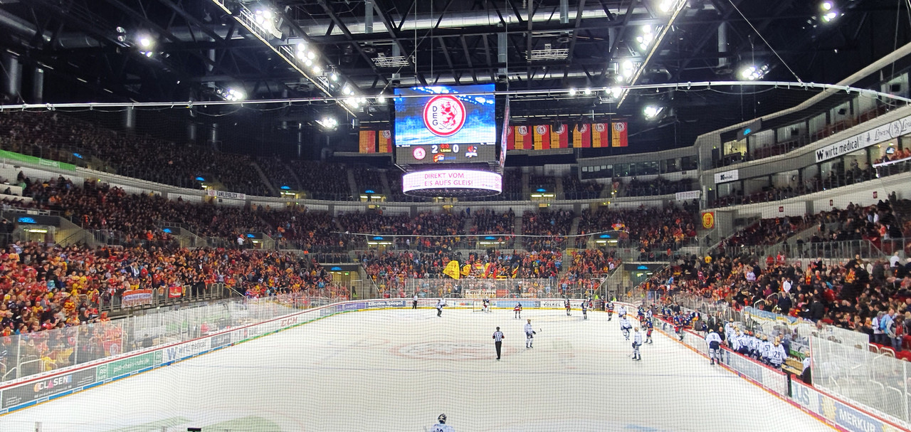 20200126-D-ISS-Dome-DEL-DEG-Iserlohn-Roosters-2.jpg