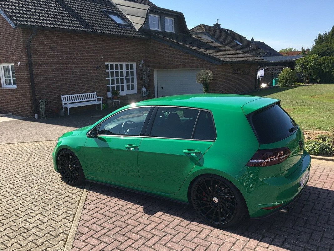 C0ACC79A-8AF2-40AD-8FEA-9E63B8771566