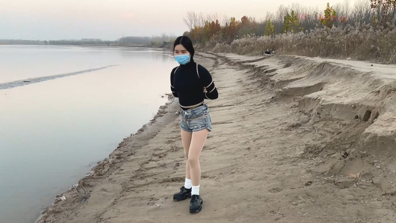 龙飞绳艺 黄河边捆绑.mp4_20231130_185224.969
