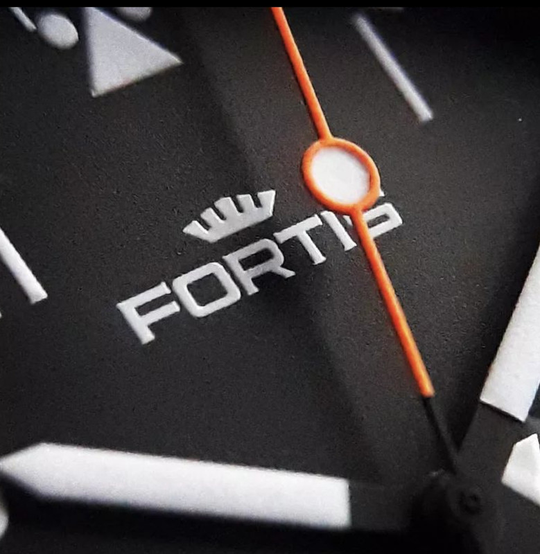 CAF90321-3895-423D-95BC-40A743E51028