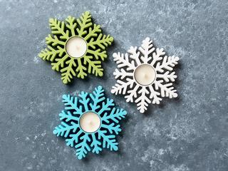 snowflake-candle-holder-4-3-03.jpg