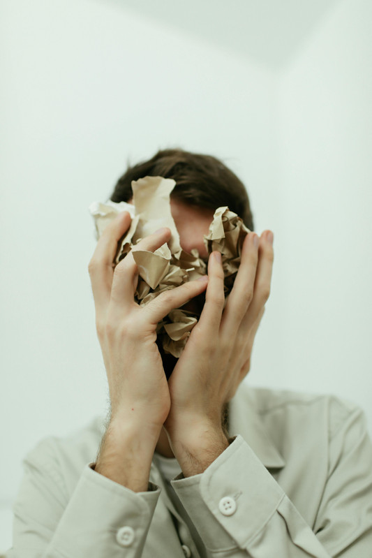 Formateur stressé avant le diagnostic qualité