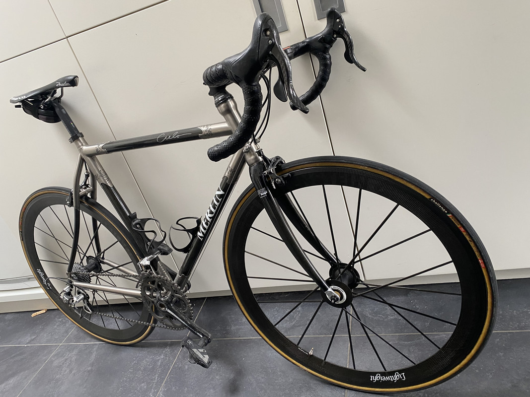 6F00E40F-9D02-4B01-BEF3-93D3665B2BA7