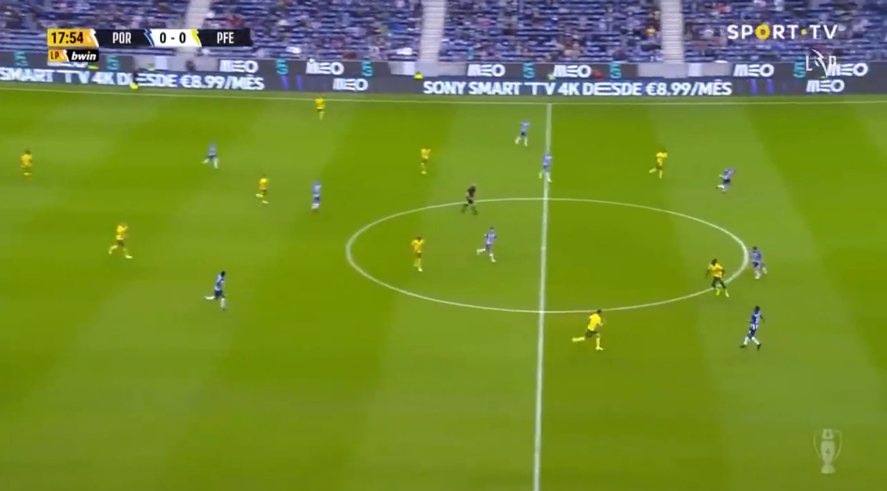 2C6205C3-14A4-4DE5-9303-F8DE5CFC80BF