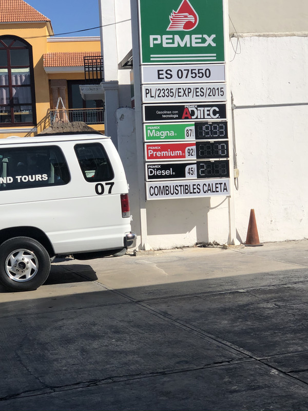 FF94B910-9E2D-439A-8125-3B9EF76FECA1