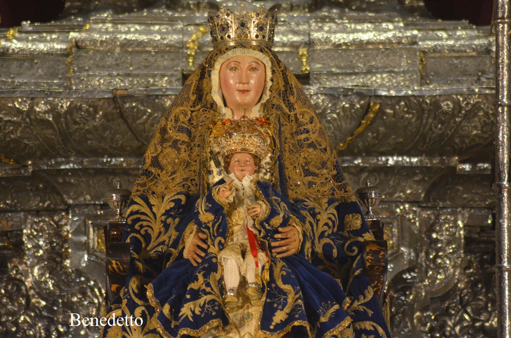 Asociación de Fieles "Virgen de los Reyes" DSC-1185