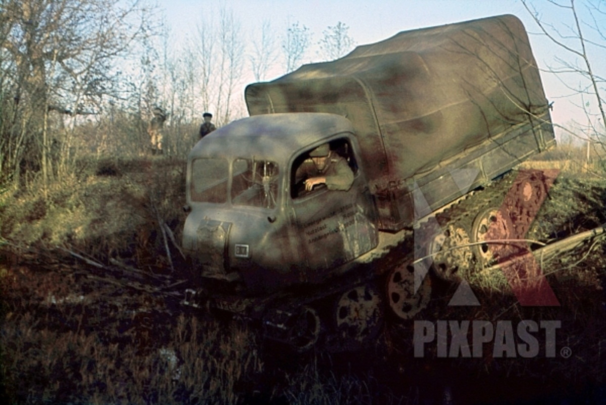 RSO RAUPENSCHLEPPER OST. STEYR 1500A LIGHT TRUCK. MOVING FOOD SU