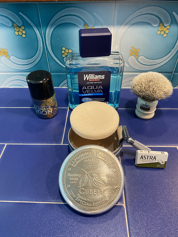 EC32A45D-5B74-4259-8DB8-AD3A022997E0