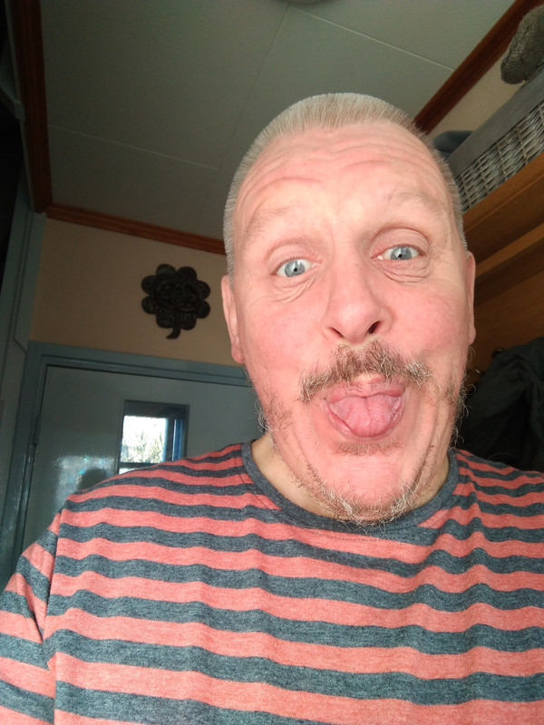 1519483035418287288279