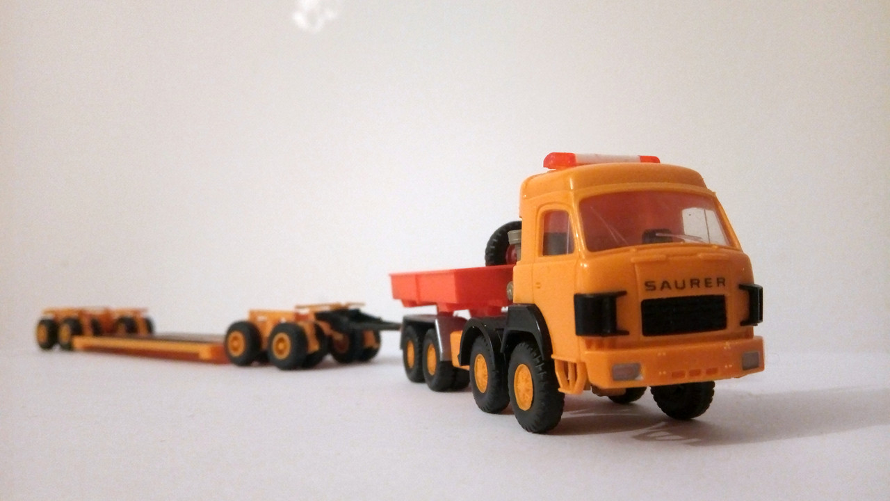 Mache (9237)