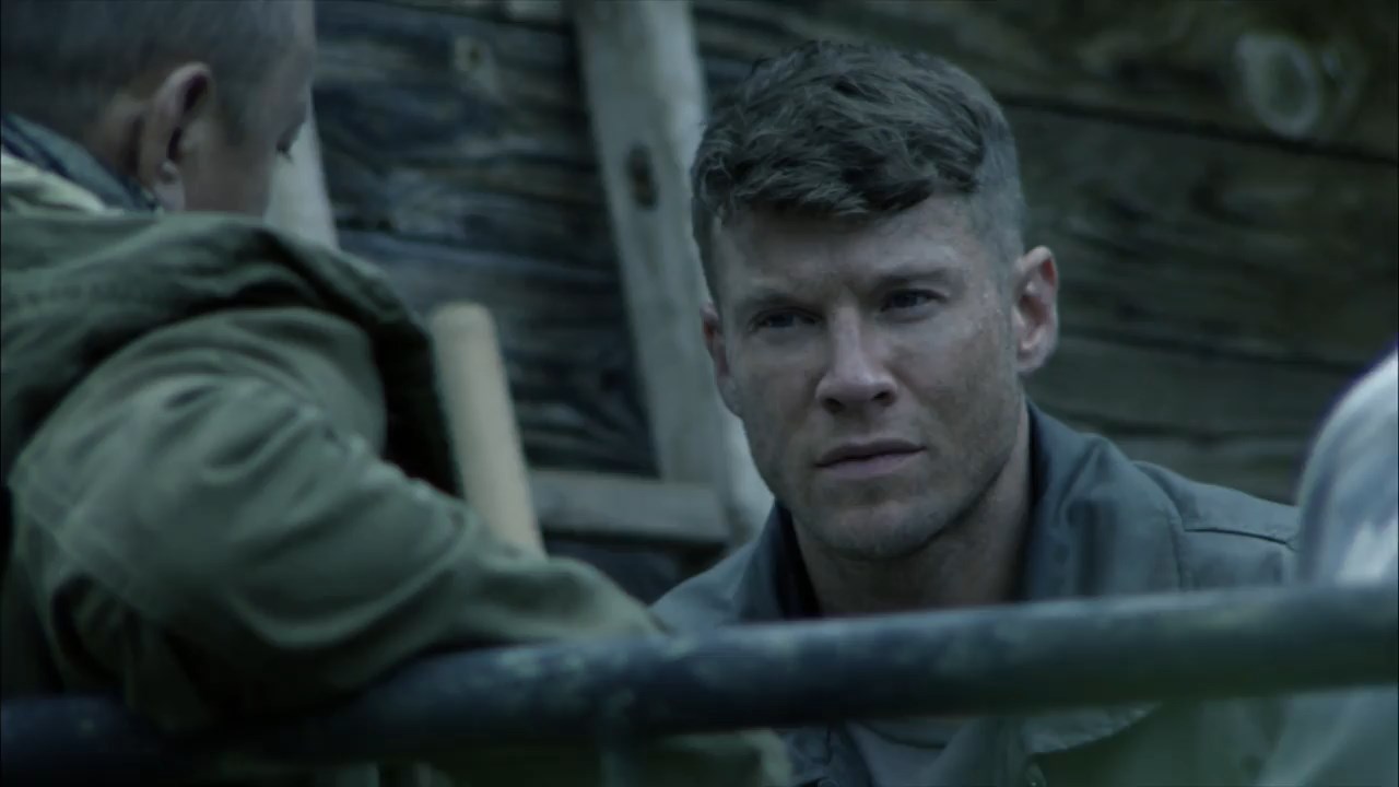 Sniper: Ghost Shooter 2016 WebRip [Hindi + English] 480p 720p ESub Screenshot