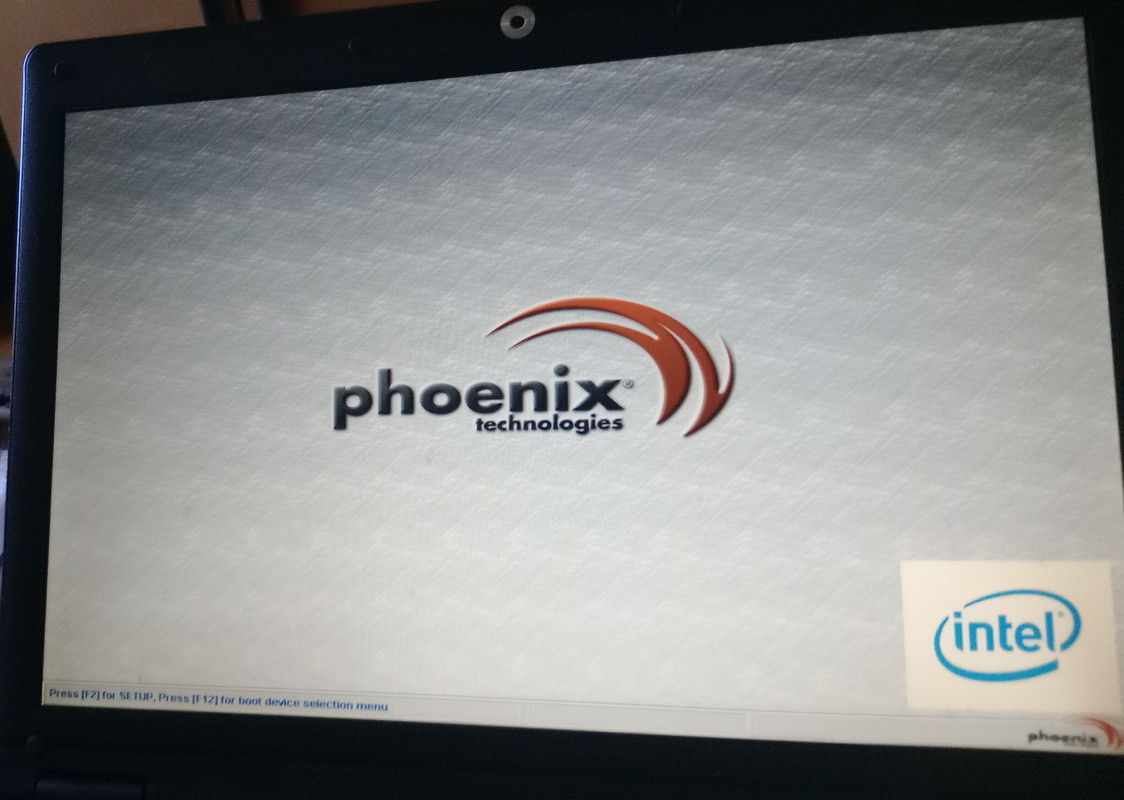 При загрузке ноутбука