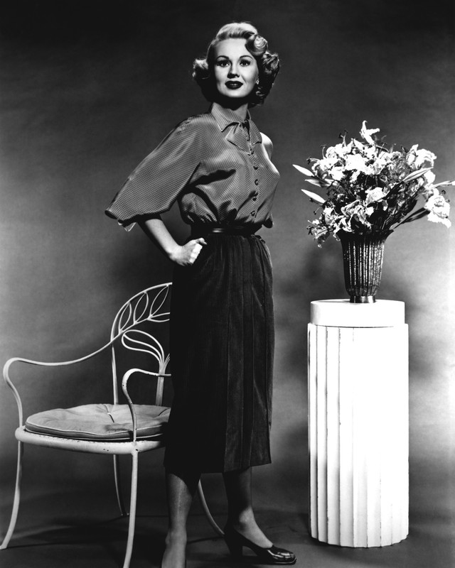 Virginia_Mayo_a24