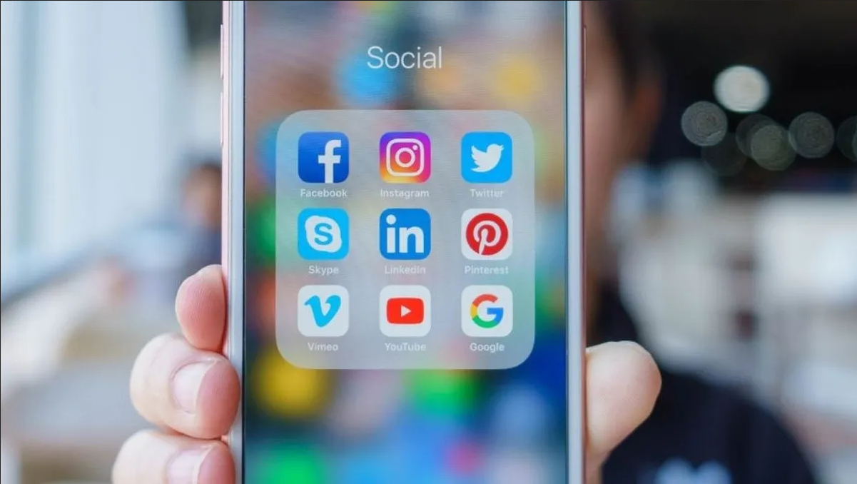 Florida prohíbe redes sociales a menores de 14 años