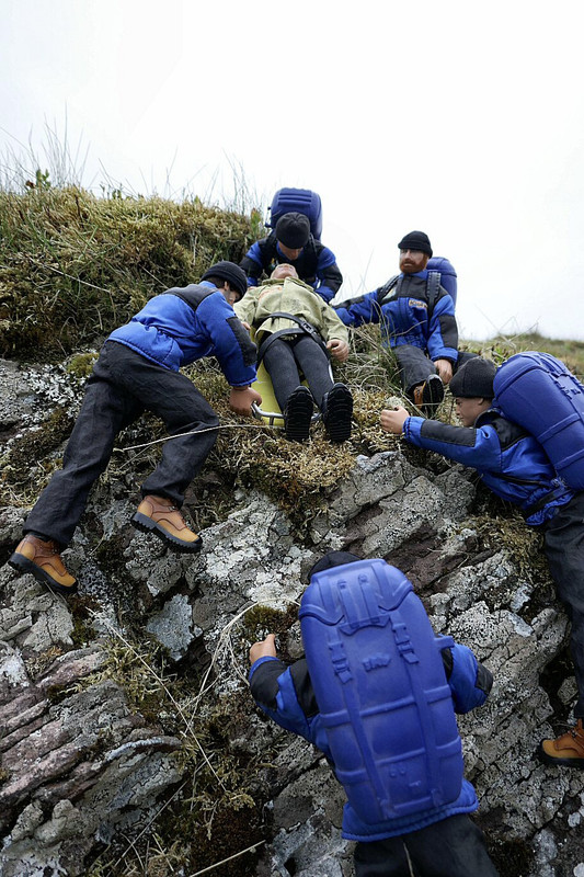 Mountain rescue - Mountain Rescue successfully recover fallen climber. 76-E9-FEC4-3115-4324-B1-F0-C3-B749919-DDA