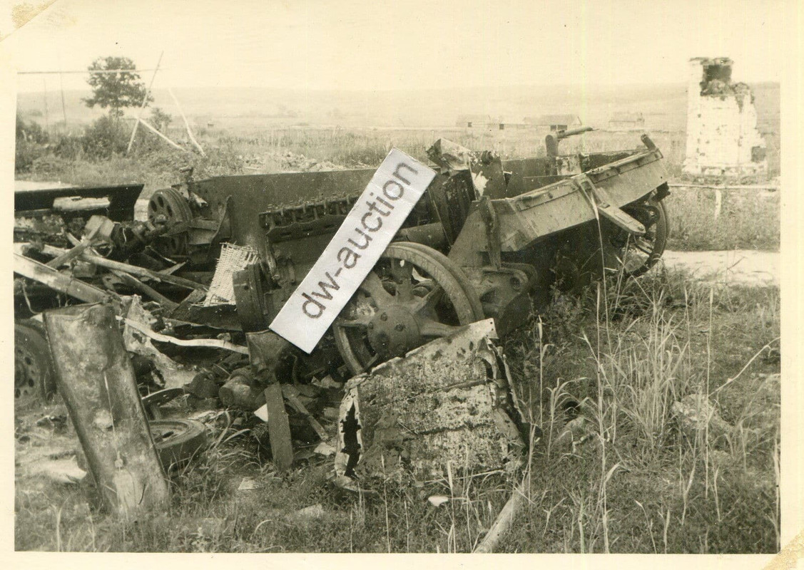 Sturmgeschütz auf Mine gefahren bei Reshewka