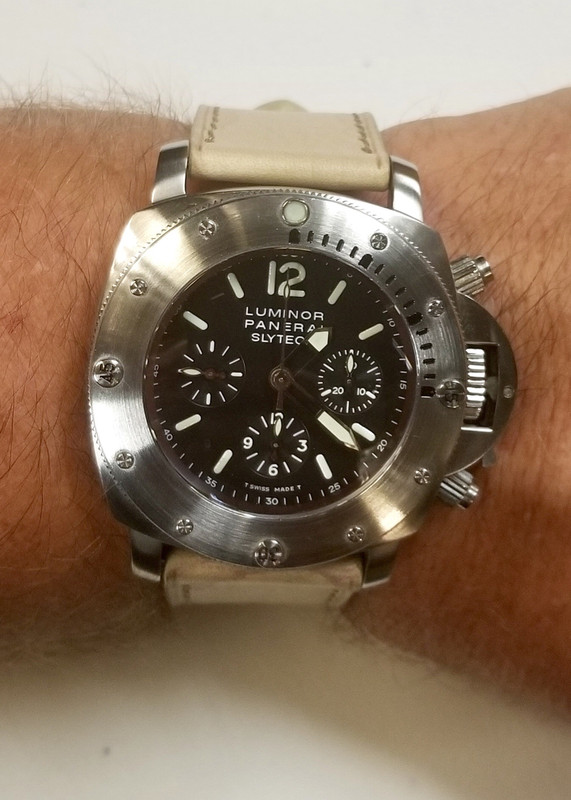 1CF239C8-5FF9-4DFC-B63A-DB7CF8E4E1D4