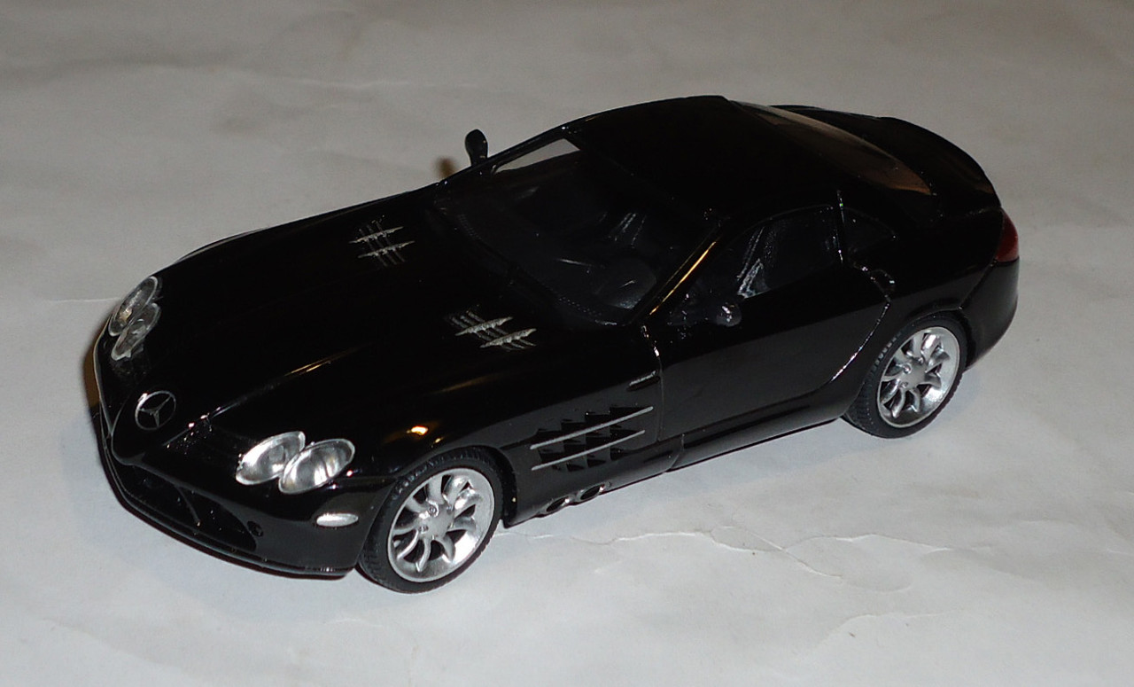 Mercedes-Benz-McLaren SLR (2)