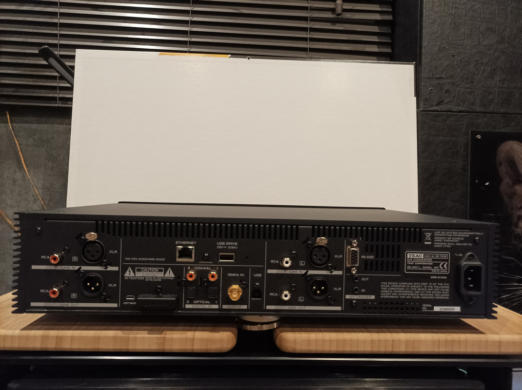 TEAC U701D Pile